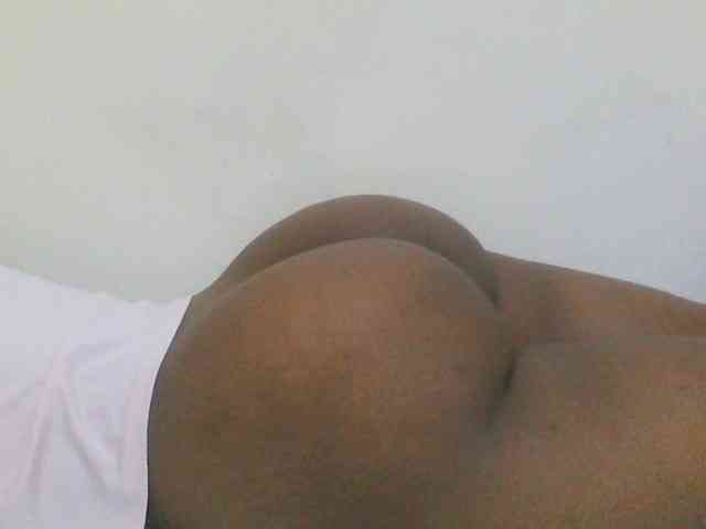 Hotdiva43 webcam