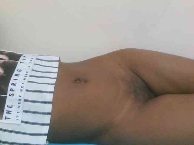 Hotdiva43 webcam