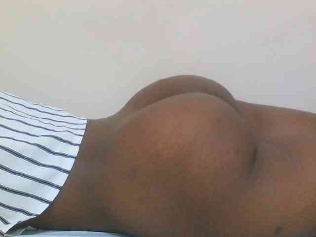 Hotdiva43 webcam