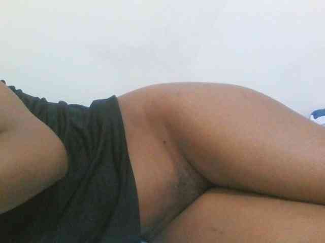 Hotdiva43 webcam