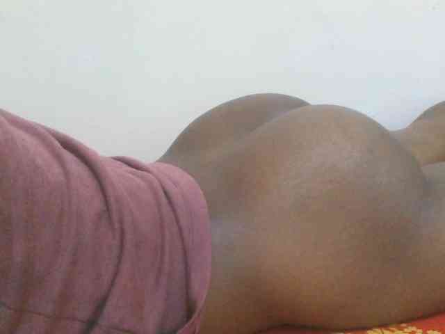 Hotdiva43 webcam