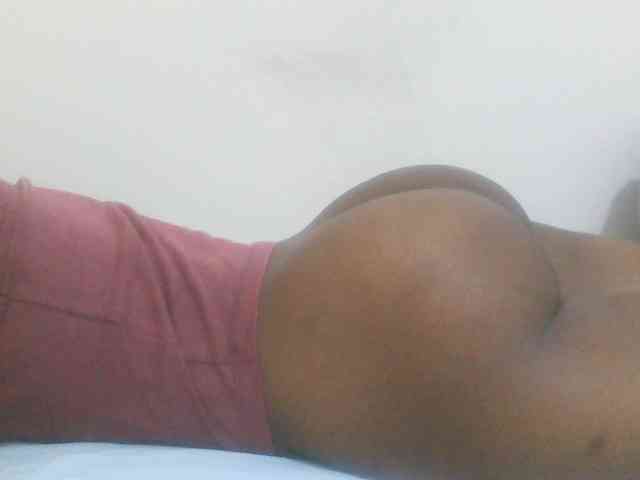 Hotdiva43 webcam
