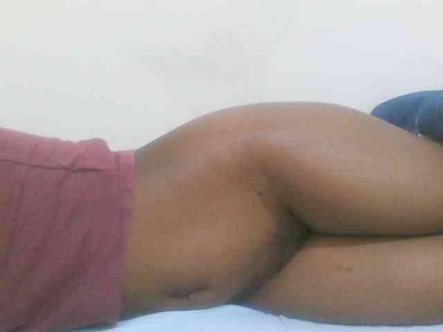 Hotdiva43 webcam