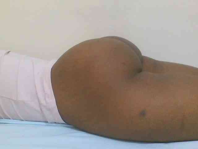 Hotdiva43 webcam