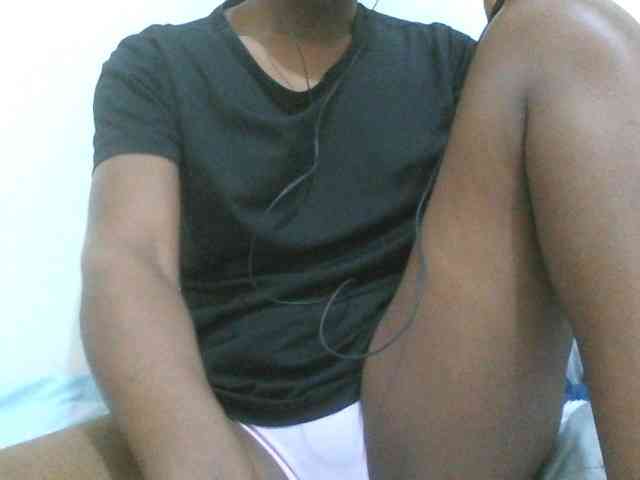 Hotdiva43 webcam