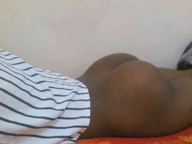 Hotdiva43 webcam