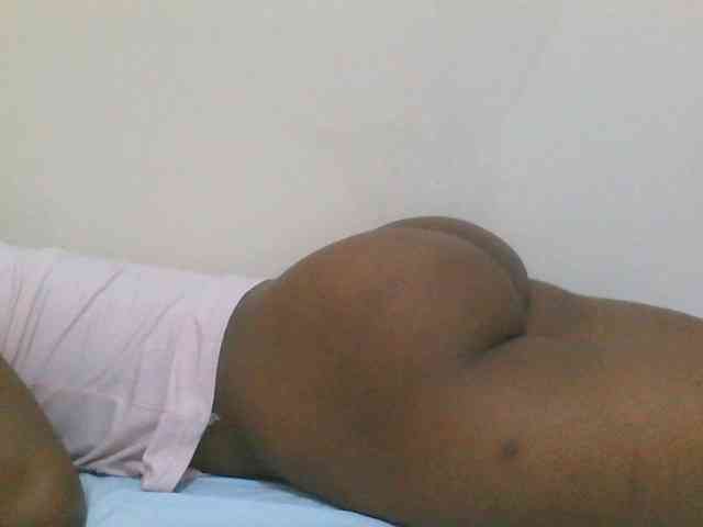 Hotdiva43 webcam