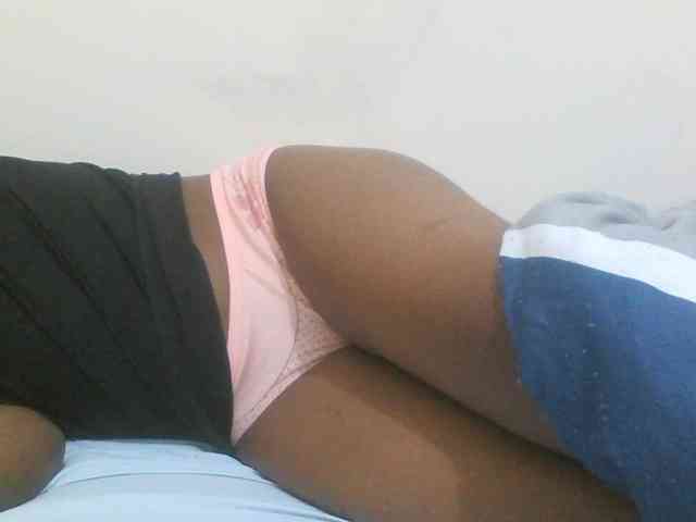 Hotdiva43 webcam