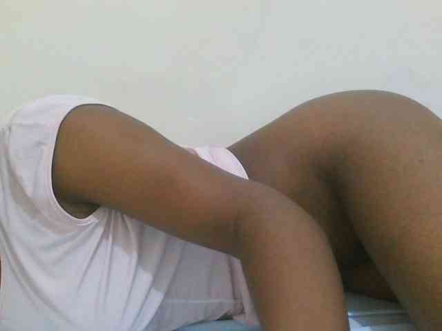 Hotdiva43 webcam
