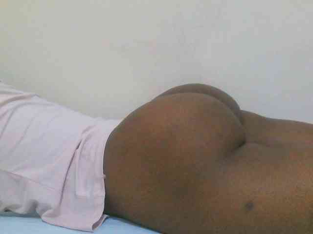 Hotdiva43 webcam