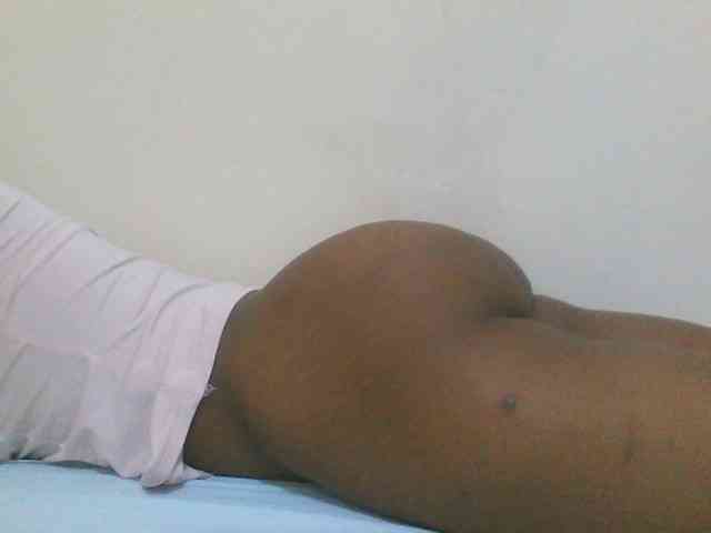 Hotdiva43 webcam