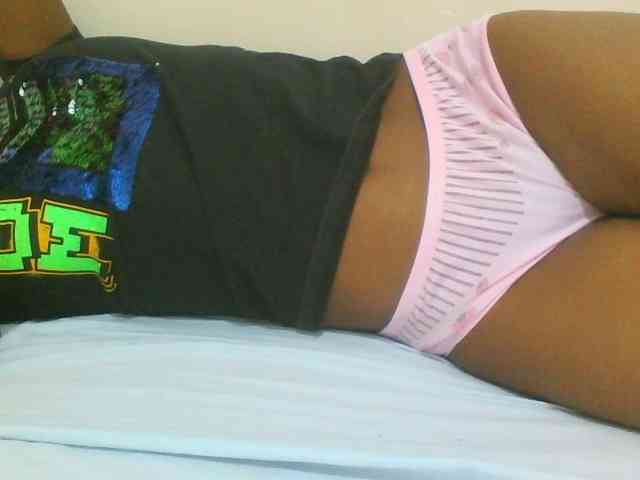 Hotdiva43 webcam