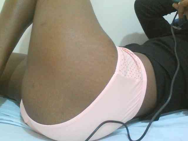 Hotdiva43 webcam