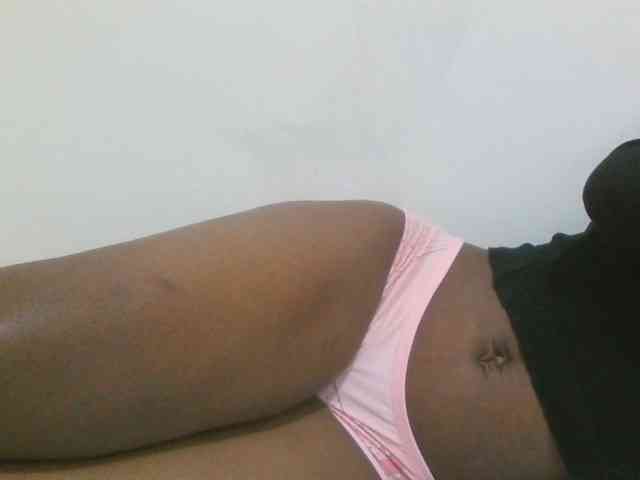 Hotdiva43 webcam