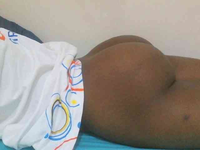 Hotdiva43 webcam