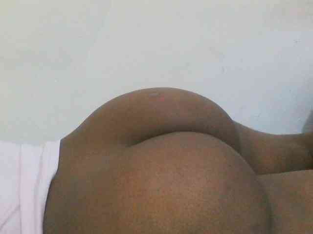 Hotdiva43 webcam