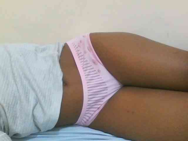 Hotdiva43 webcam