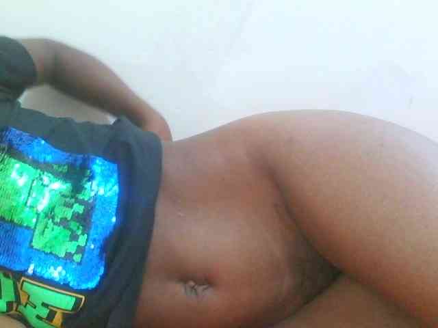 Hotdiva43 webcam
