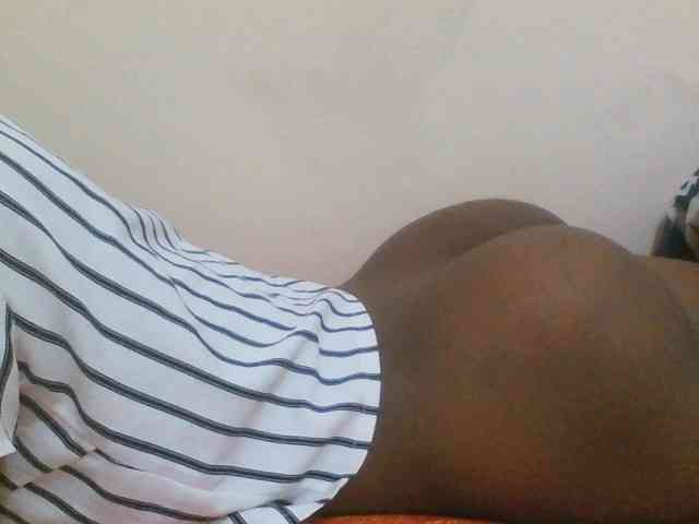 Hotdiva43 webcam
