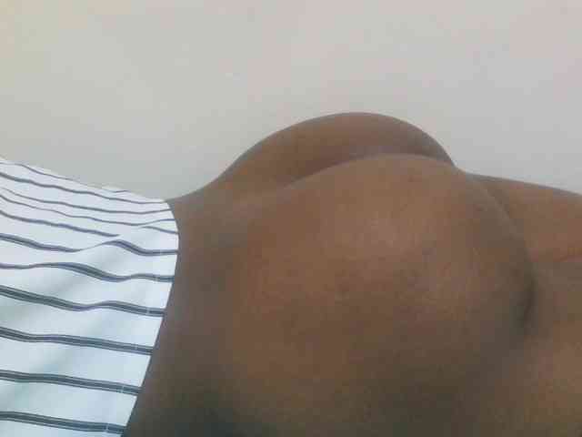 Hotdiva43 webcam