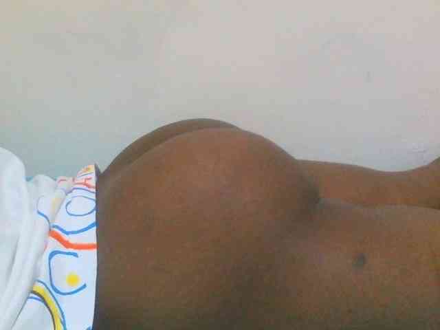 Hotdiva43 webcam