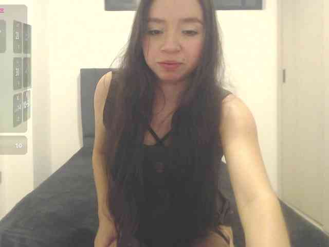 meretrizlove24 webcam
