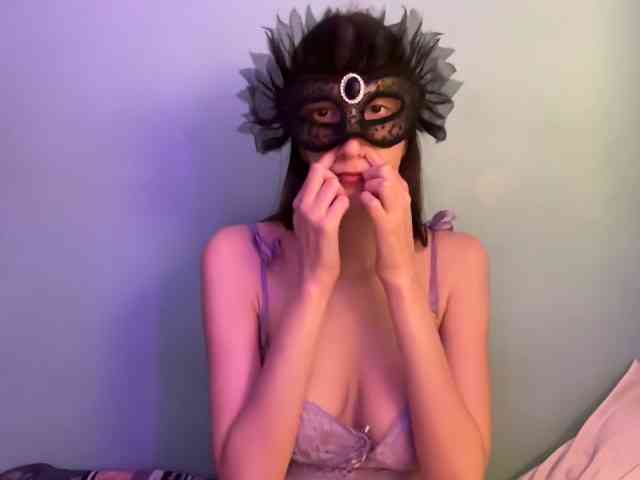 Marie_Bellemont webcam