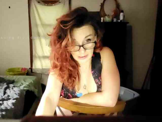 dropyourpansys Live Webcam on BongaCams