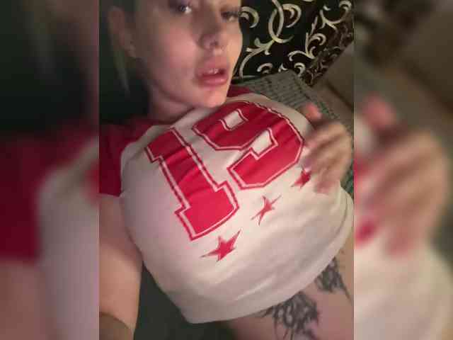 ksunya19 Live Webcam on BongaCams