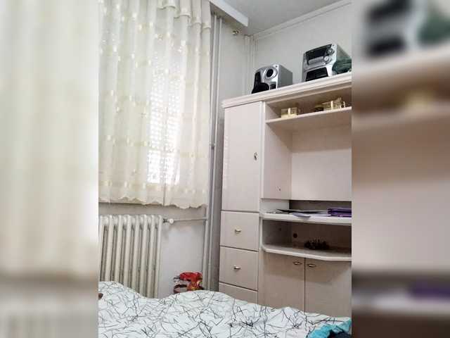 milf44milf's BongaCams show and profile