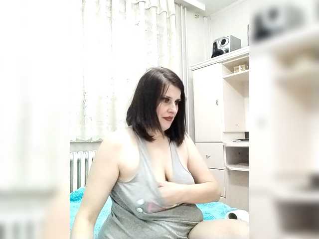 milf44milf's BongaCams show and profile