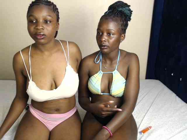 Ebonyfine Live Webcam on BongaCams