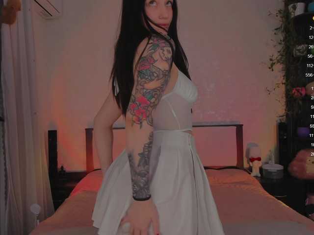 ariellaallure's BongaCams show and profile