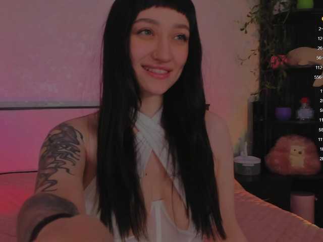 ariellaallure's BongaCams show and profile