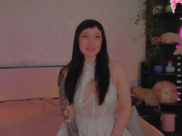 ariellaallure's BongaCams show and profile