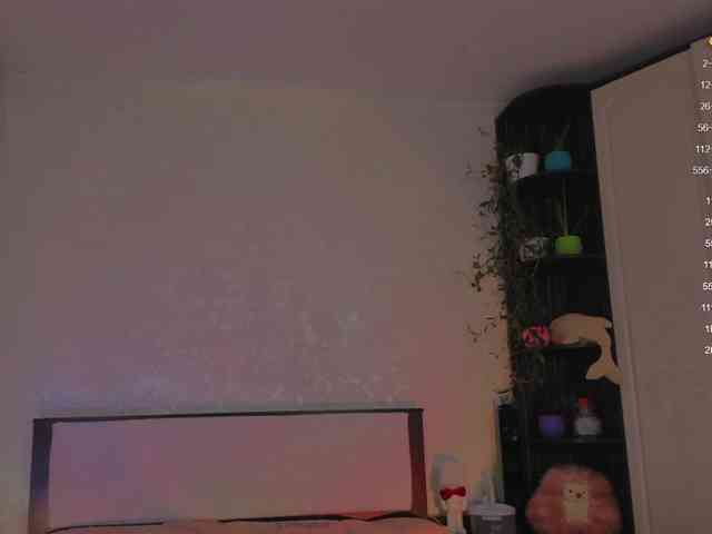 ariellaallure webcam