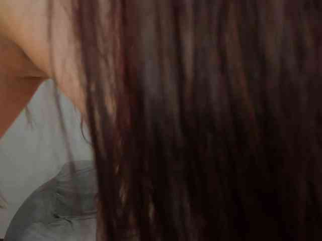 ariellaallure webcam