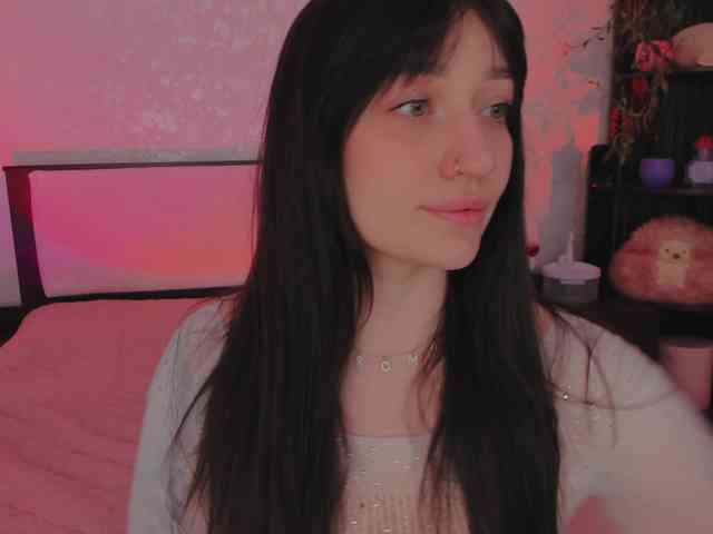 ariellaallure webcam