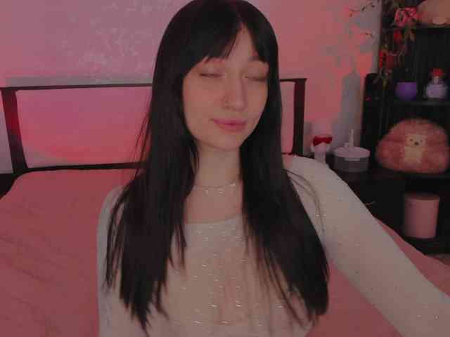 ariellaallure webcam