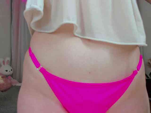 ariellaallure webcam