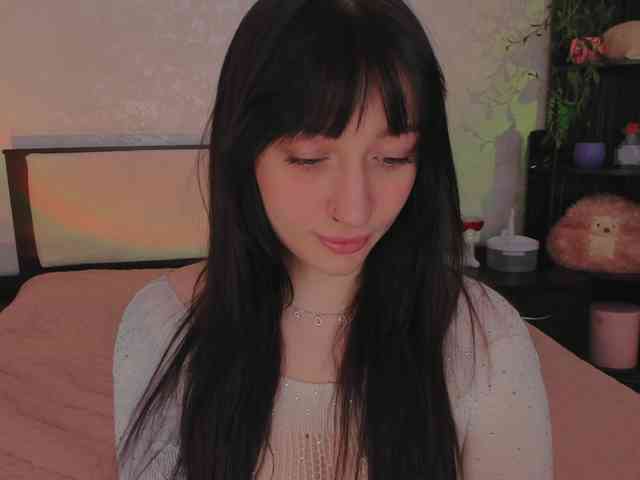 ariellaallure webcam