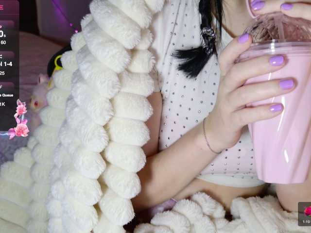 sweety-kittyy's BongaCams show and profile