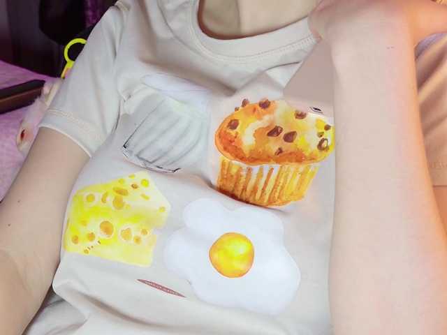 sweety-kittyy's BongaCams show and profile