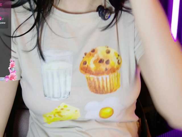 sweety-kittyy's BongaCams show and profile