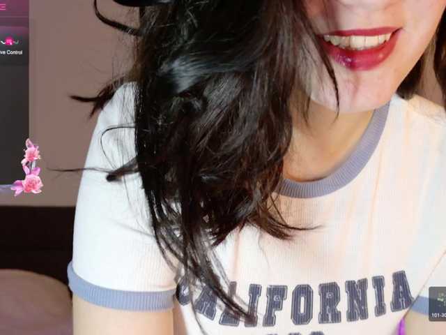 sweety-kittyy's BongaCams show and profile