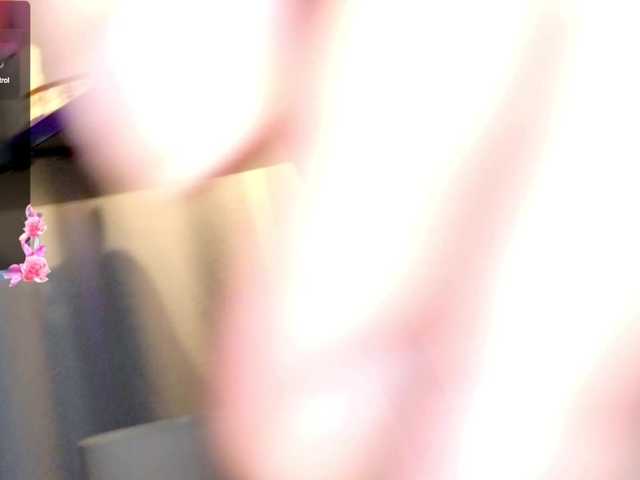 sweety-kittyy's BongaCams show and profile