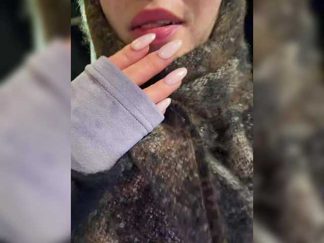 sweety-kittyy's BongaCams show and profile