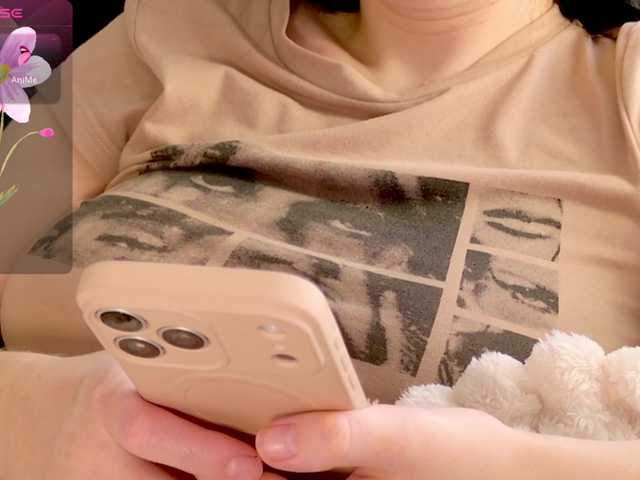 sweety-kittyy's BongaCams show and profile