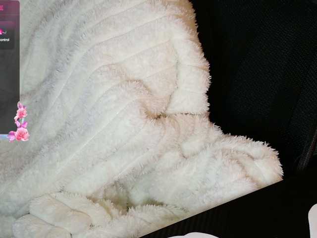 sweety-kittyy's BongaCams show and profile