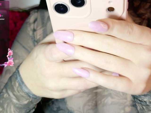 sweety-kittyy's BongaCams show and profile